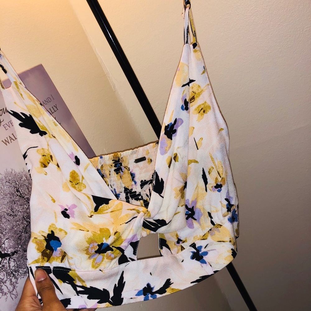 O’Neill Crop top